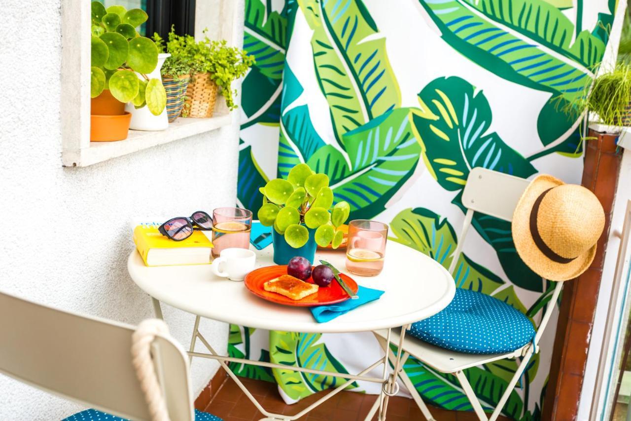 Tropical Micro Studio With Terrace And Duomo Views Мілан Екстер'єр фото
